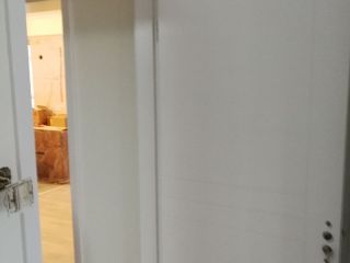 成品门及墙纸铺贴