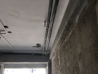 水、电管开槽施工