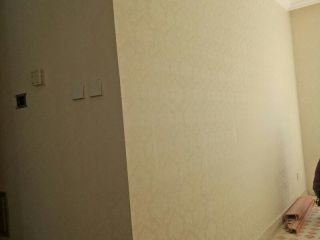 成品门及墙纸铺贴