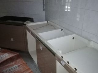 集成吊顶及橱柜柜体安装