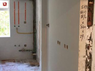 墙、顶面腻子批嵌