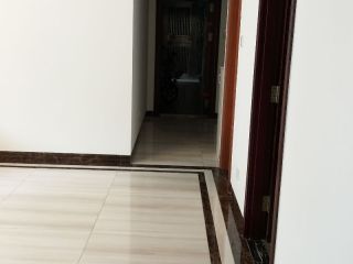 成品门及墙纸铺贴