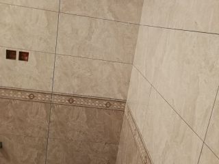 地砖铺贴及地面找平施作