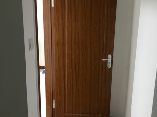 成品门及墙纸铺贴