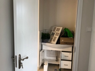 成品门及墙纸铺贴