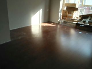 实木复合地板铺设