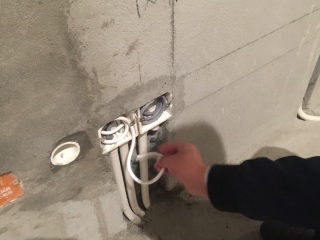 强、弱电布管穿线