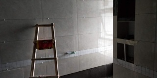 厨房、卫生间墙砖施作