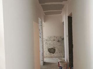墙、顶面腻子批嵌