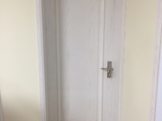 成品门及墙纸铺贴