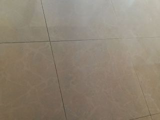 实木复合地板铺设