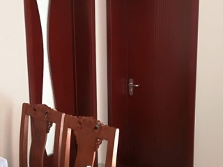 成品门及墙纸铺贴