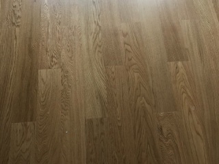 实木复合地板铺设