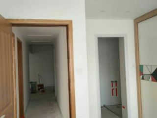 成品门及墙纸铺贴