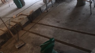水、电管开槽施作