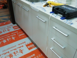 橱柜及台盆柜安装