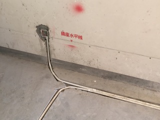 水、电管开槽施工