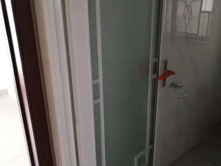 成品门及墙纸铺贴