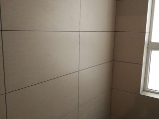 厨房、卫生间墙砖施作