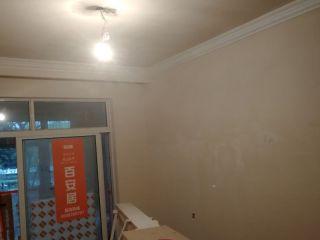 成品门及墙纸铺贴