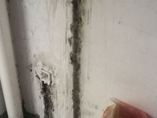 水、电管开槽施作