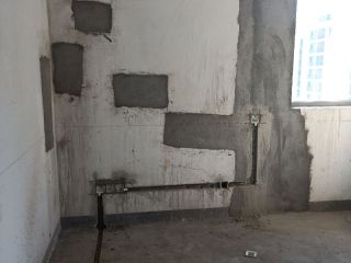 水、电管开槽施作