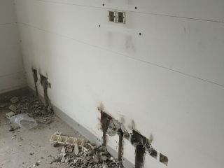 水、电管开槽施作