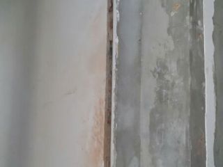 水、电管开槽施作