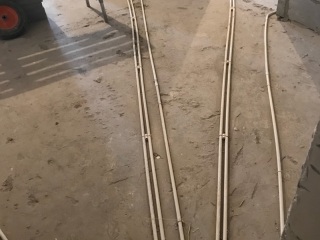 水、电管开槽施作