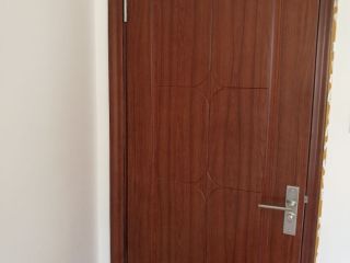 成品门及墙纸铺贴