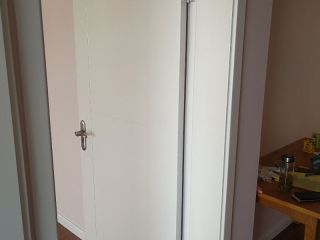 成品门及墙纸铺贴