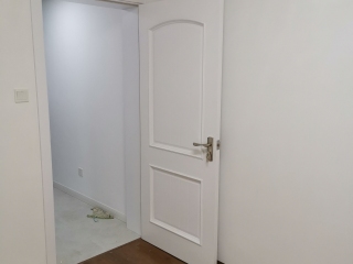 成品门及墙纸铺贴