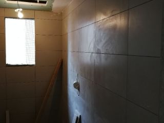 厨房、卫生间墙砖施作