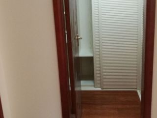 成品门及墙纸铺贴