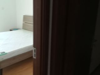 套装门、踢脚线安装