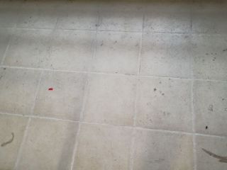 地砖铺贴及地面找平施作