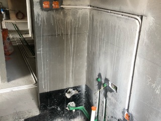 水、电管开槽施作