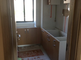 集成吊顶及橱柜柜体安装