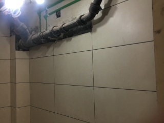 厨房、卫生间墙砖施作