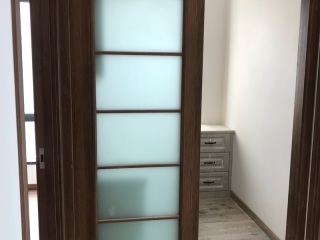 成品门及墙纸铺贴