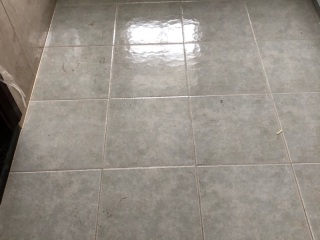 地砖铺贴及地面找平施作