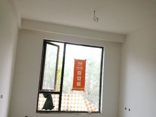 墙、顶面腻子批嵌