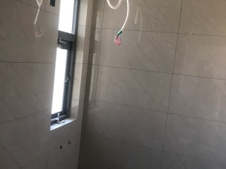 厨房、卫生间墙砖施作