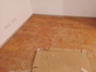 实木复合地板铺设
