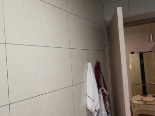 厨房、卫生间墙砖施作