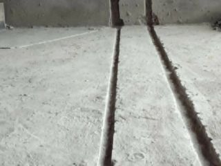 水、电管开槽施作