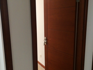 成品门及墙纸铺贴