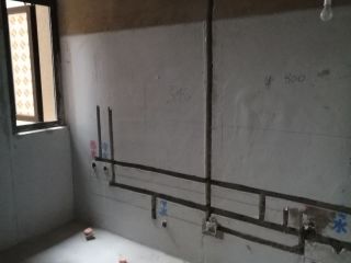 水、电管开槽施作