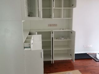 成品门及墙纸铺贴