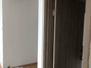 套装门、踢脚线安装